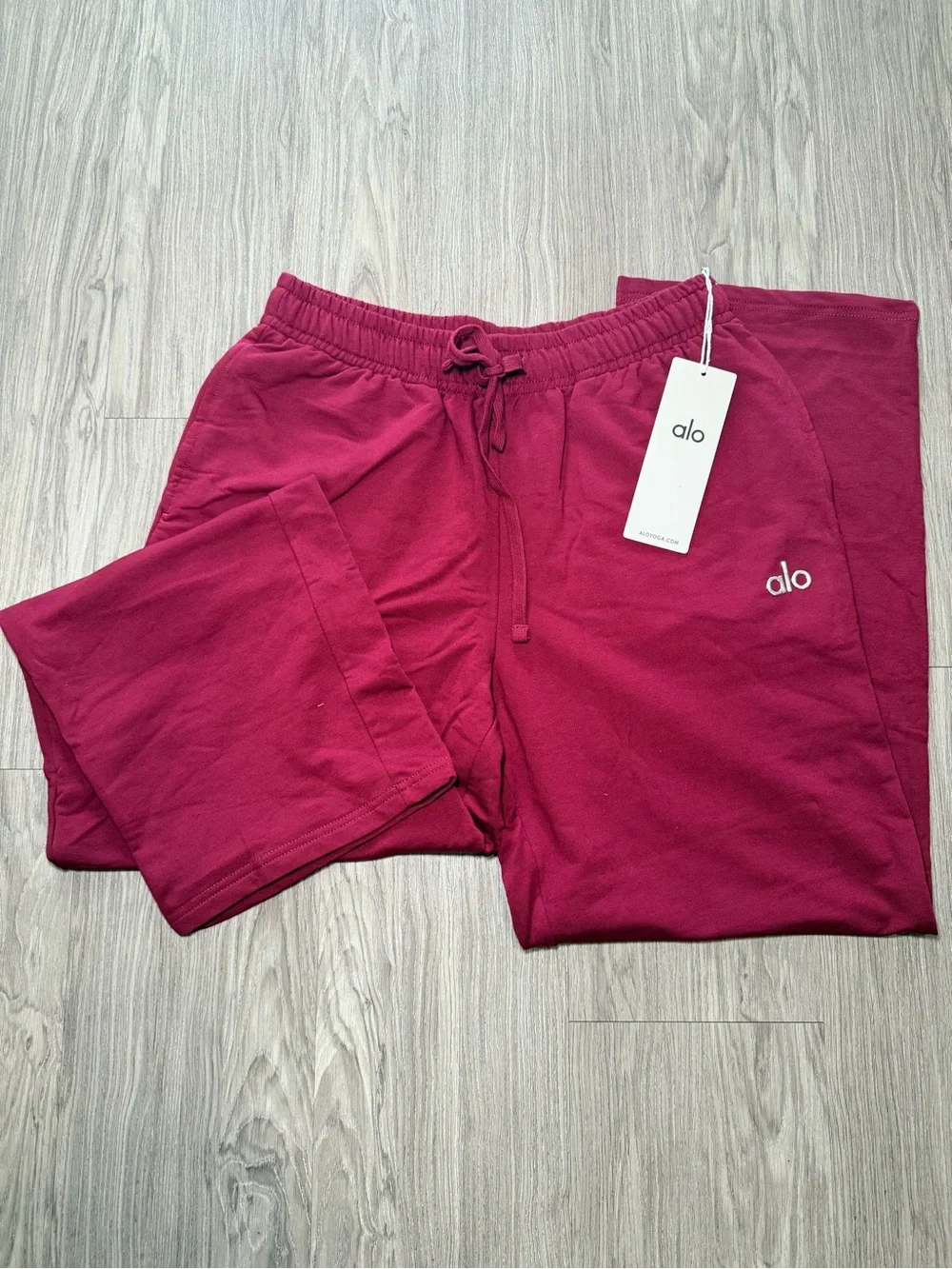 ALO Yoga Kids Raspberry Long Sleeve Crewneck & Jogger Pajama Set